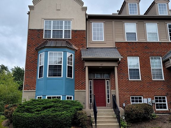 2nd image of 107 Thomas Ct Unit 107