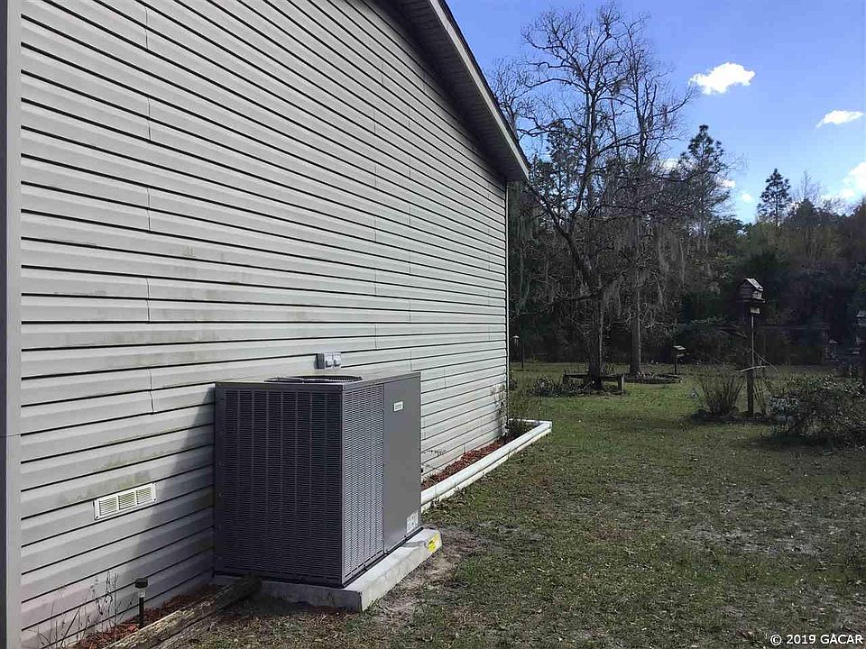2nd image of 6740 SE 82nd St