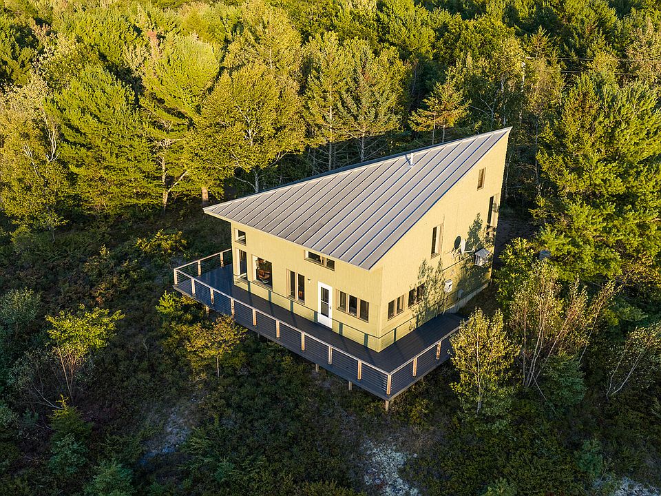 1st image of 256 Sand Point Road