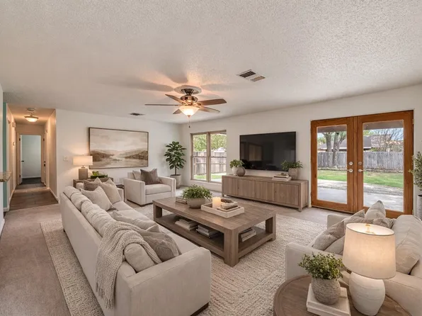 133 Rifle Gap, Universal City, TX 78148