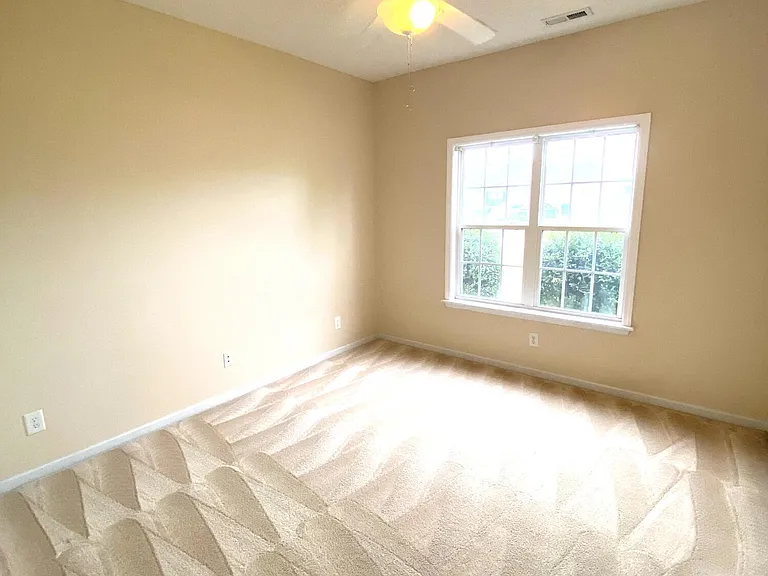 125 Hardin Dr — Photo 7