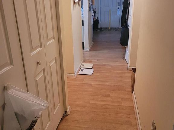 5th image of 1741 Braken Ave #137