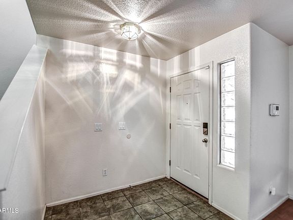 4th image of 11229 W Roanoke Ave