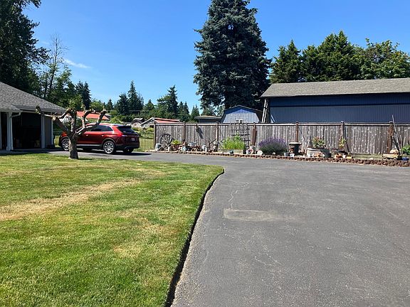 2nd image of 6819 114th St E