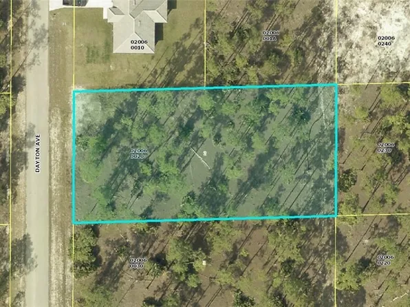 1222 Dayton Ave, Lehigh Acres, FL 33972