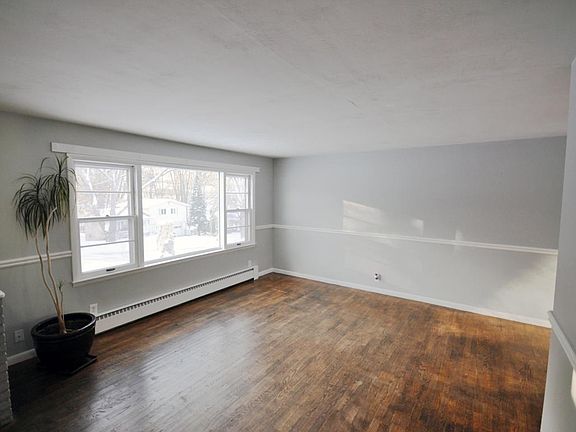 living room 1-1