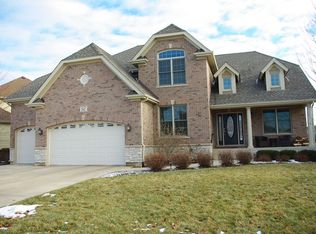 747 Brighton Dr, Sugar Grove, IL 60554