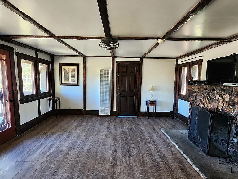 809 Talmadge Rd — Photo 17