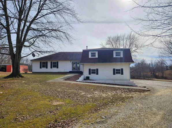 2697 250th Rd S, Washington, IN 47501