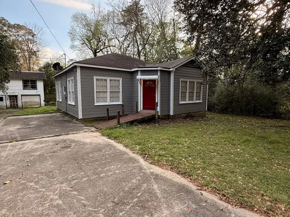 603 College St, Jasper, TX 75951