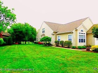 16 Falstaff Dr, Manchester, NJ