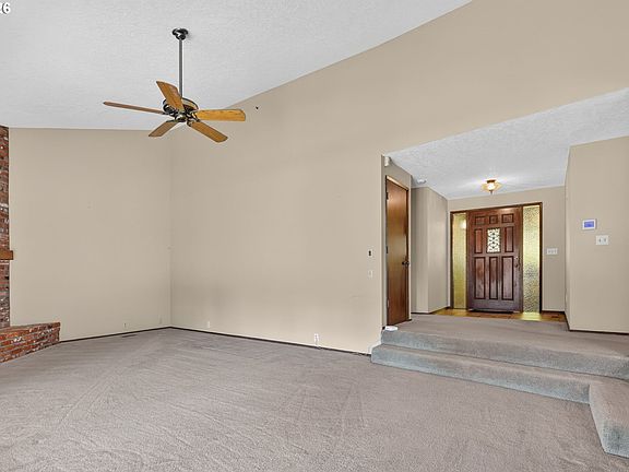 4th image of 41971 SE Dover Ct