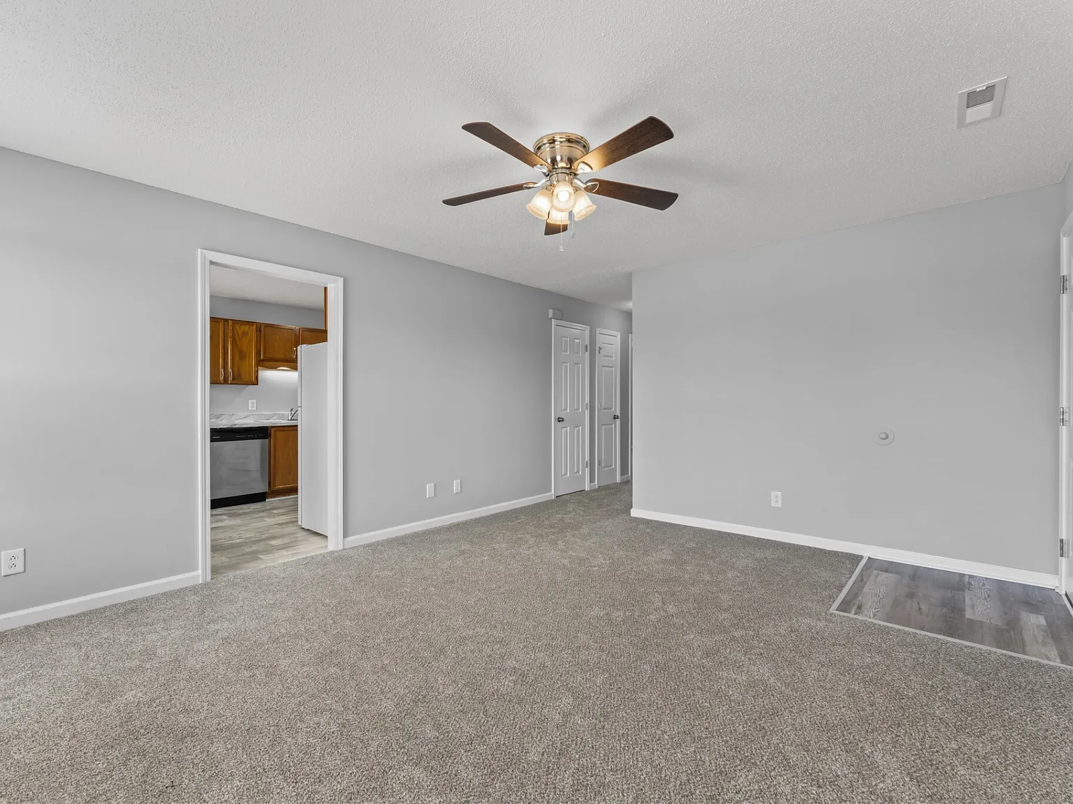 1995 Calumet Drive - C — Photo 2