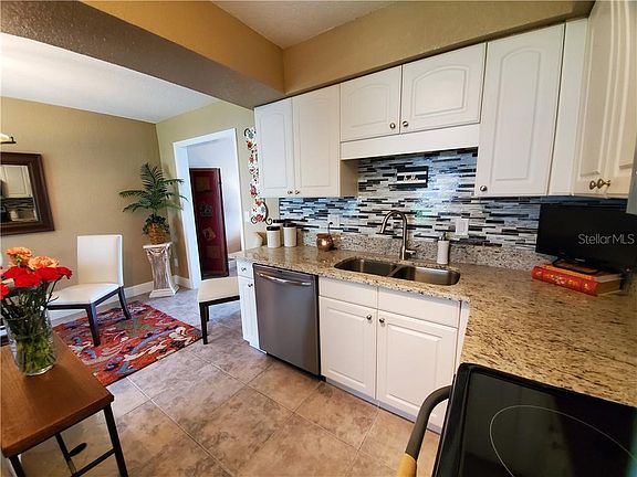 5th image of 1471 Casa Park Cir