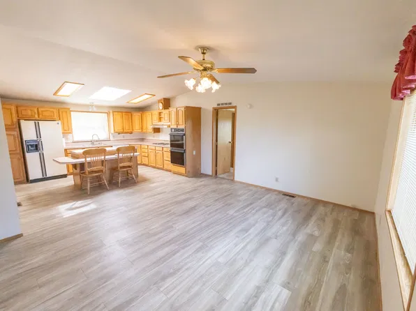 481 S Pomona Rd, Yakima, WA 98901