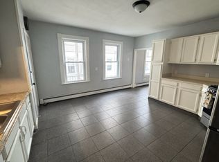 52-54 Bellevue Ave #1, Woonsocket, RI 02895
