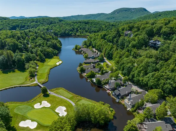 448 Lake Villas Way, Highlands, NC 28741