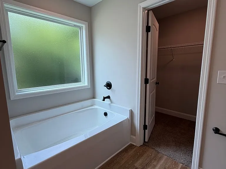 1713 Golf Club Ln — Photo 26