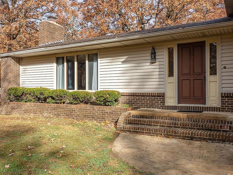 20193 SW Oakwood Dr, Lebanon, MO 65536 Zillow