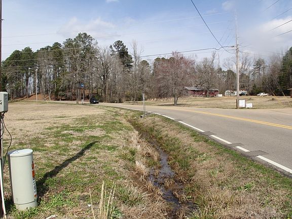 5th image of 1225 County Road 811 #A
