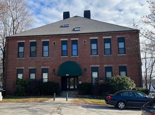 104 Green St APT 202, Somersworth, NH 03878