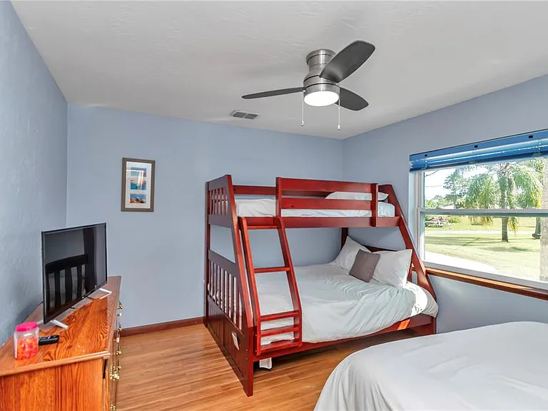 1542 SE Pinwheel Dr — Photo 22