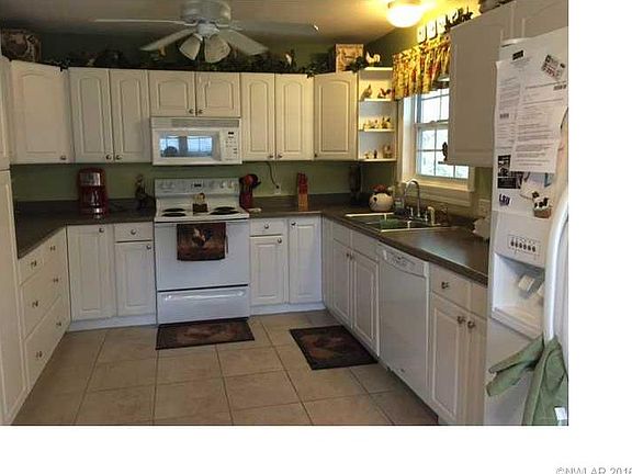 3rd image of 815 Acklen St
