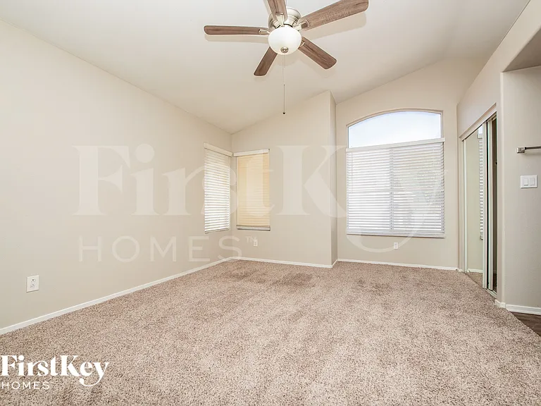 6067 Hidden Rock Dr — Photo 7