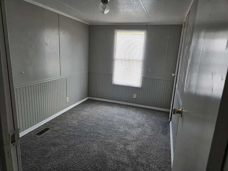 Oak Creek Estates MHC — Photo 100