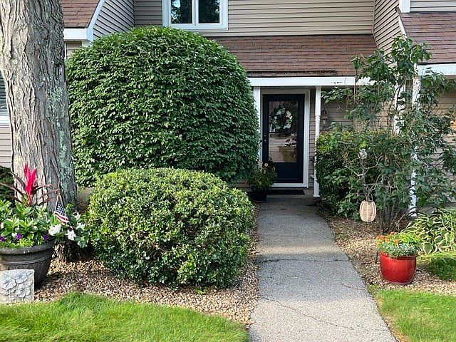 1st image of 68 Pleasant St #31