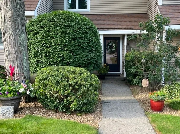 68 Pleasant St #31, Oxford, MA 01540