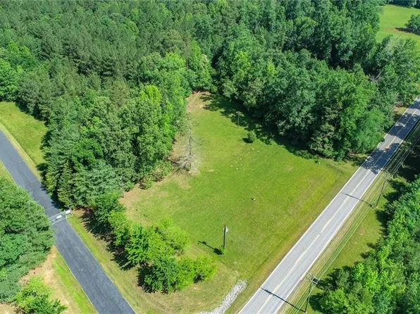 7803 Eversfield Rd, Stokesdale, NC 27357