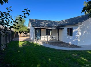 1013 S Chestnut St, Nampa, ID 83686