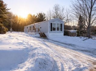 148 School Road, Sabattus, ME 04280