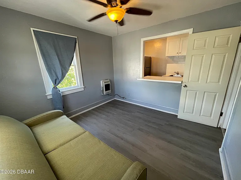 411 N Oleander Ave #5 — Photo 9