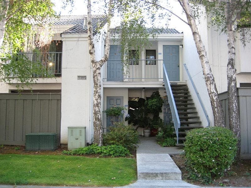 1st image of 1055 N Capitol Ave #700