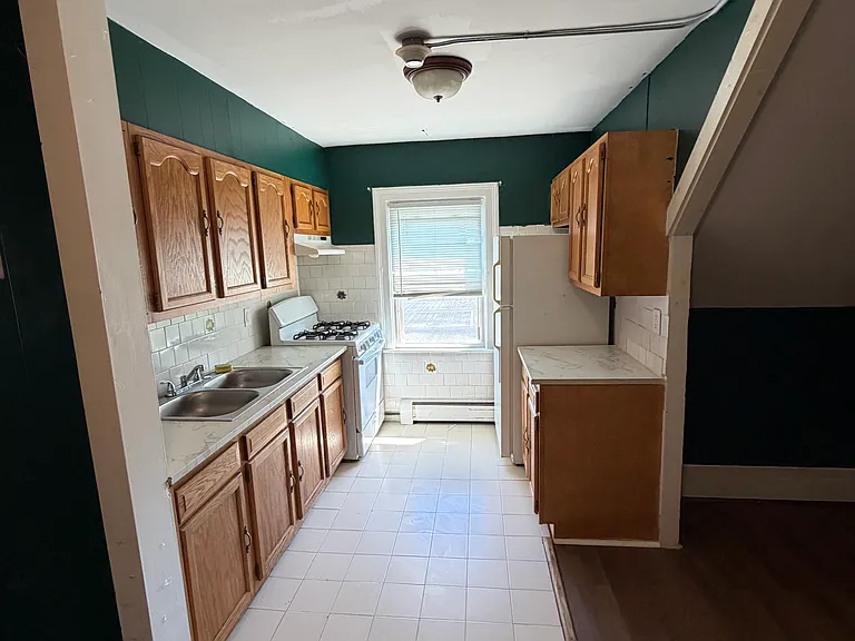 32 Medway St #5 — Photo 3