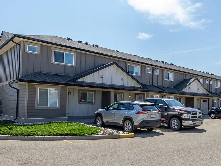 7800 Southfort Dr — Photo 10