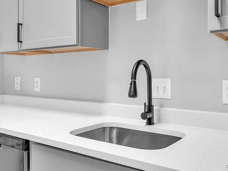 1921 Vine Way Dr #35 — Photo 13