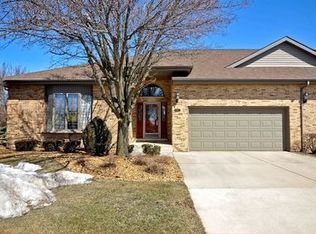 9425 Fox Run Ct, Frankfort, IL 60423