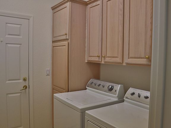 5th image of 8009 Steamboat Ln