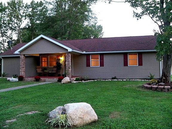 2nd image of 837 Fern Dr