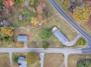 6408 State Highway 90 E, Hiddenite, NC 28636