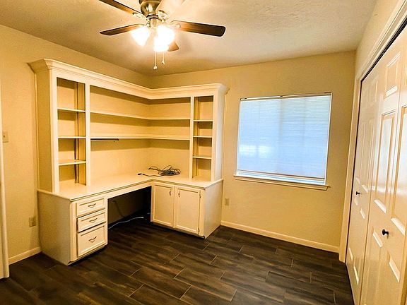 5th image of 7935 Park Hollow Ct