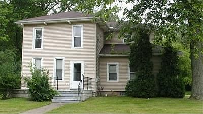 1st image of 233 S Pleasant St