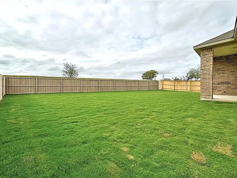116 Joseph Hawkins Ln — Photo 26