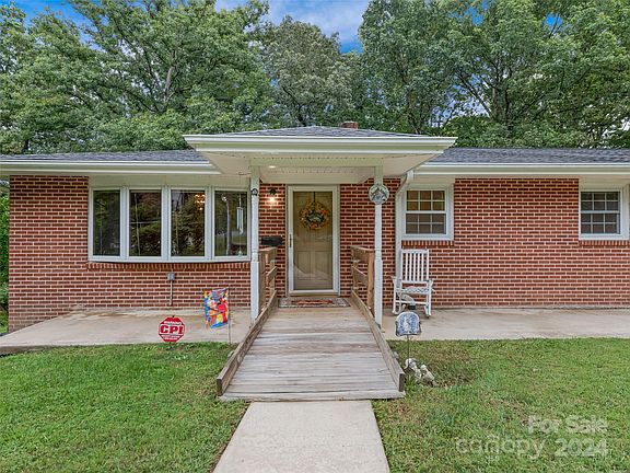 2nd image of 308 Darnell Dr