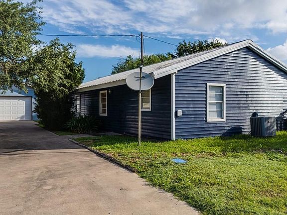3rd image of 36927 Marshall Hutts Rd