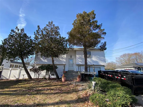 1186 Bay Shore Avenue, Bay Shore, NY 11706