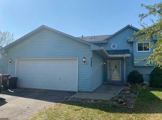 9482 Jarrod Ave S, Cottage Grove, MN 55016